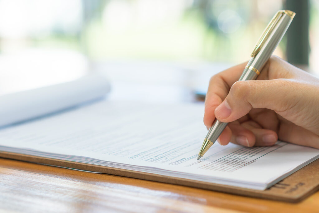 Firma manual de formulario de inscripción para programa de intercambio en Canadá Título: Inscripción confirmada – Paso fundamental para el intercambio